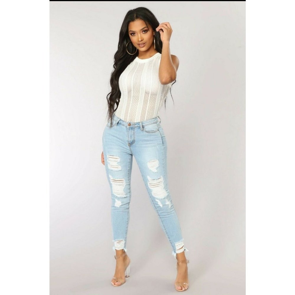 Fashion Nova Women’s Dear Mamma Distressed High Rise Ankle Jeans Size 9
